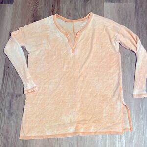 American Eagle v-neck lightweight thermal xsmall